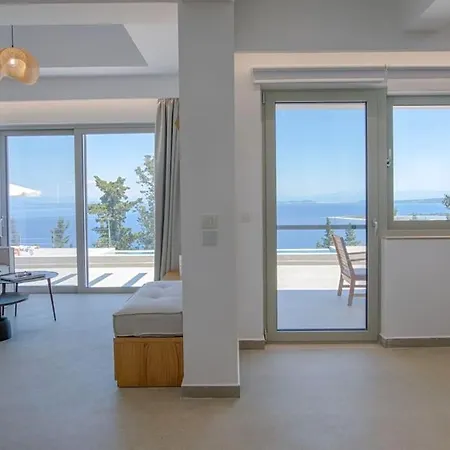 Ionion Theasis Kallisti *