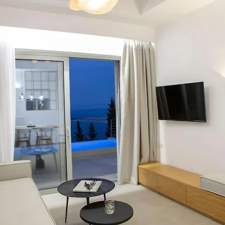 Ionion Theasis Kallisti *